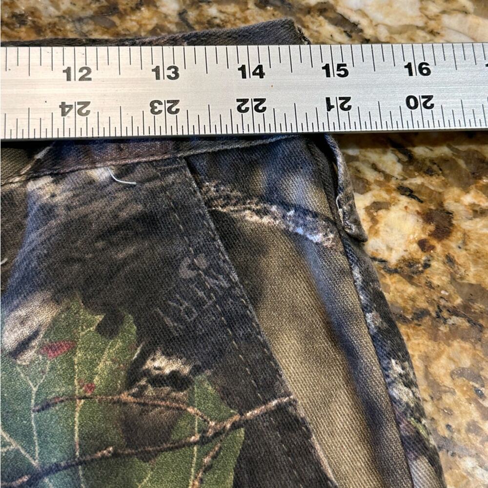 Mossy Oak Youth Size 18 XXL (29 x 30) Camo Cargo Pants - Picture 5 of 8